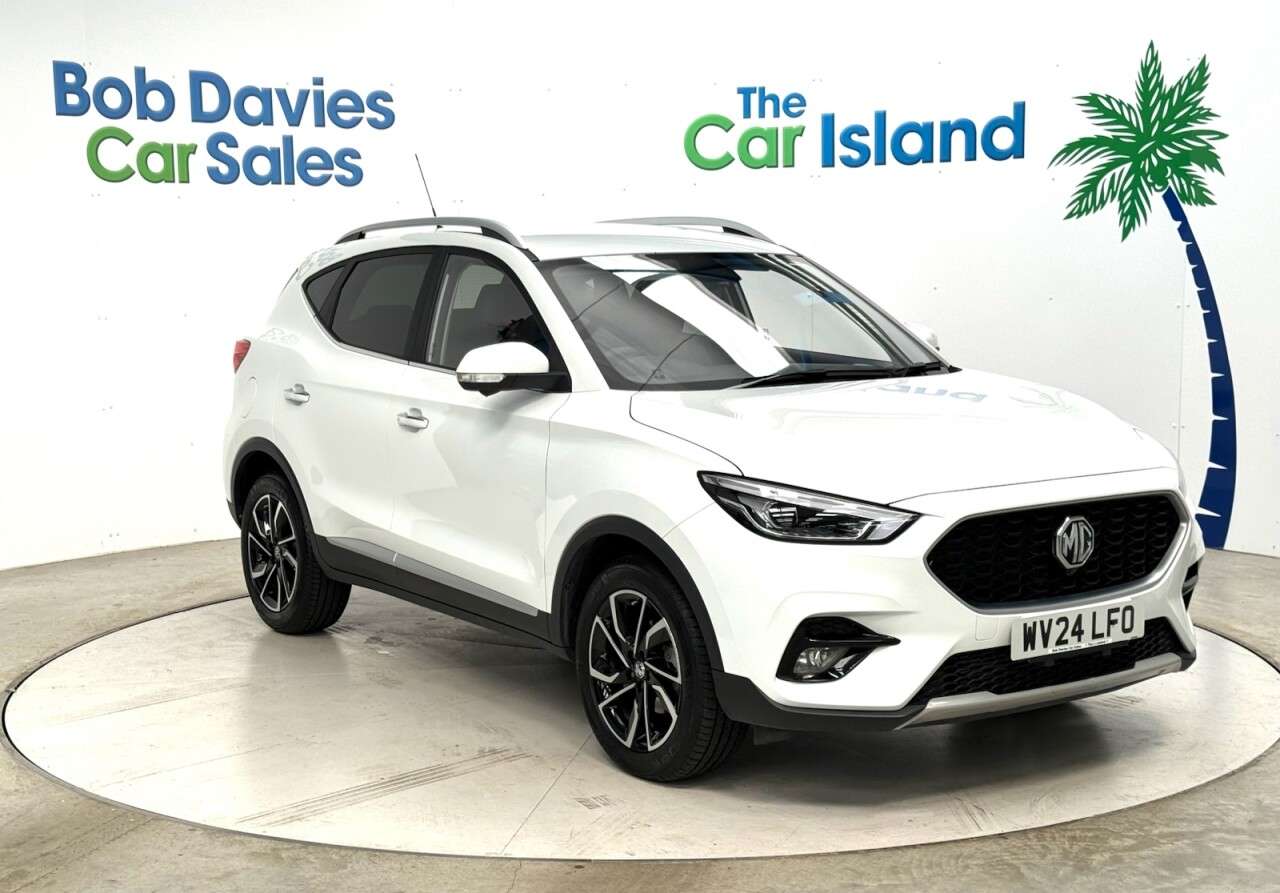 A 2024 MG MG ZS 1.0 T-GDI Exclusive SUV 5dr Petrol Manual Euro 6 (111 ps) SATNAV, 360 Camer A 2024 MG MG ZS 1.0 T-GDI Exclusive SUV 5dr Petrol Manual Euro 6 (111 ps) SATNAV, 360 Camer