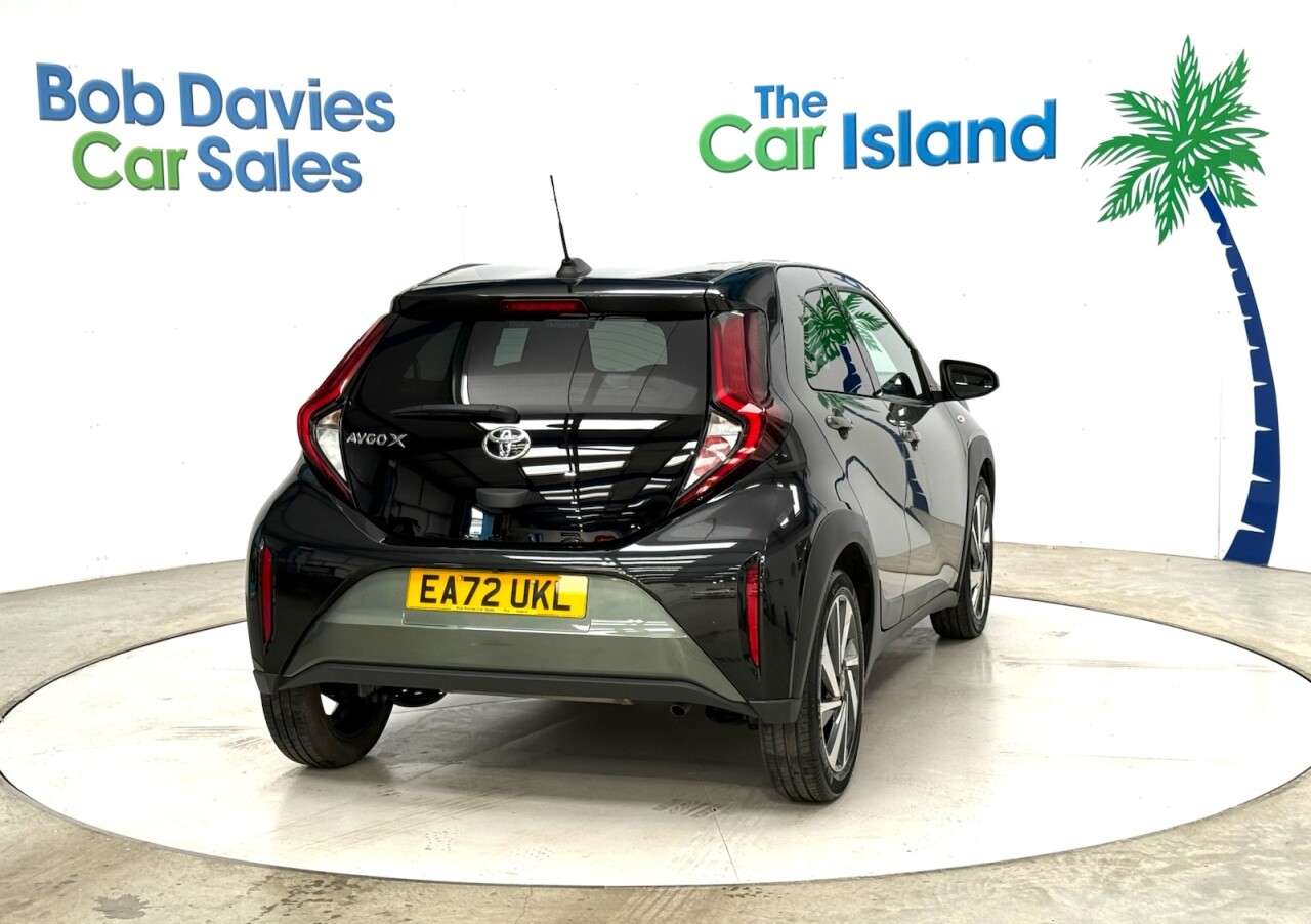 2023 TOYOTA AYGO X 2023 TOYOTA AYGO X