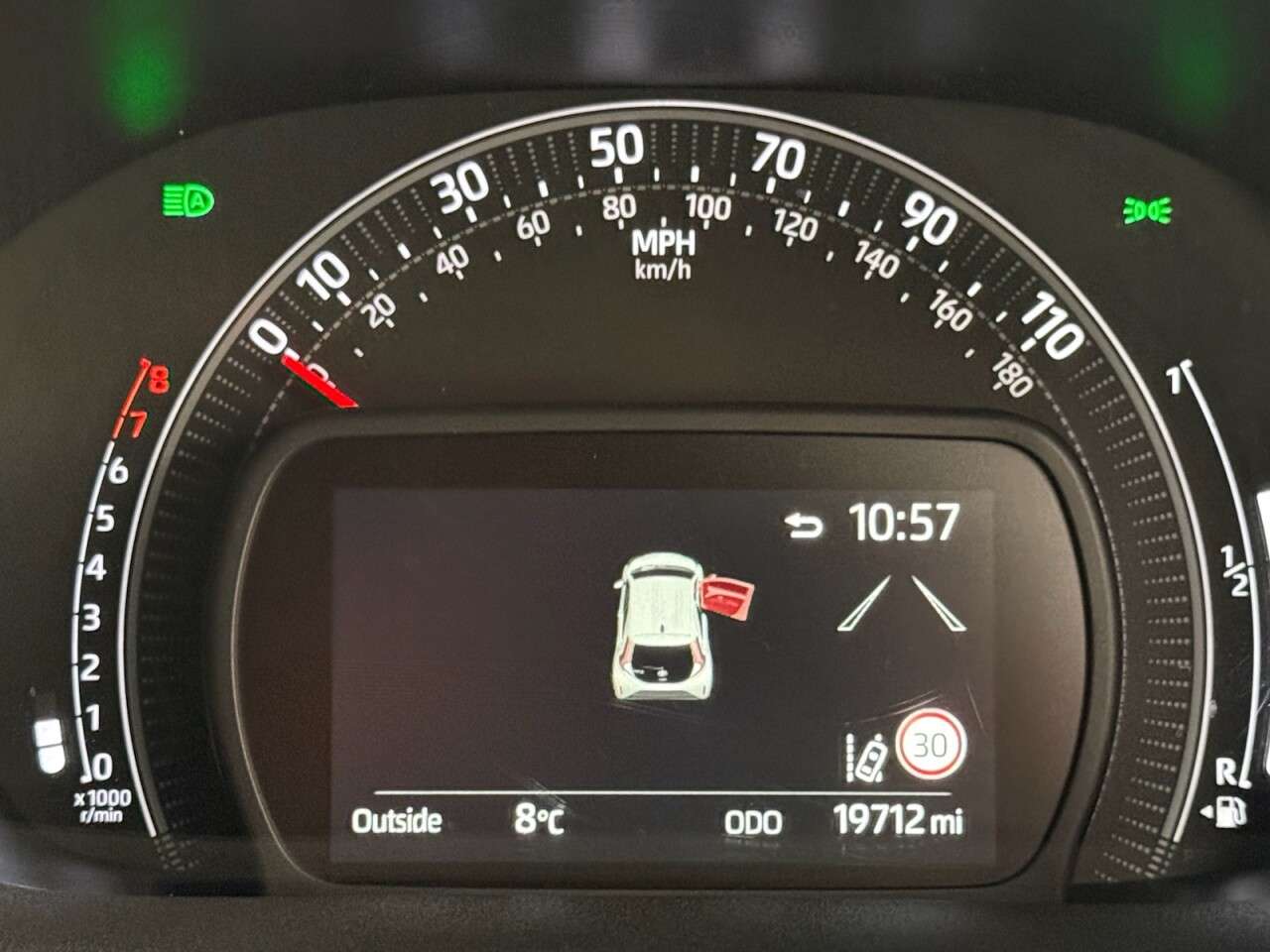2023 TOYOTA AYGO X 2023 TOYOTA AYGO X