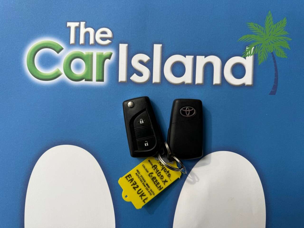 2023 TOYOTA AYGO X 2023 TOYOTA AYGO X