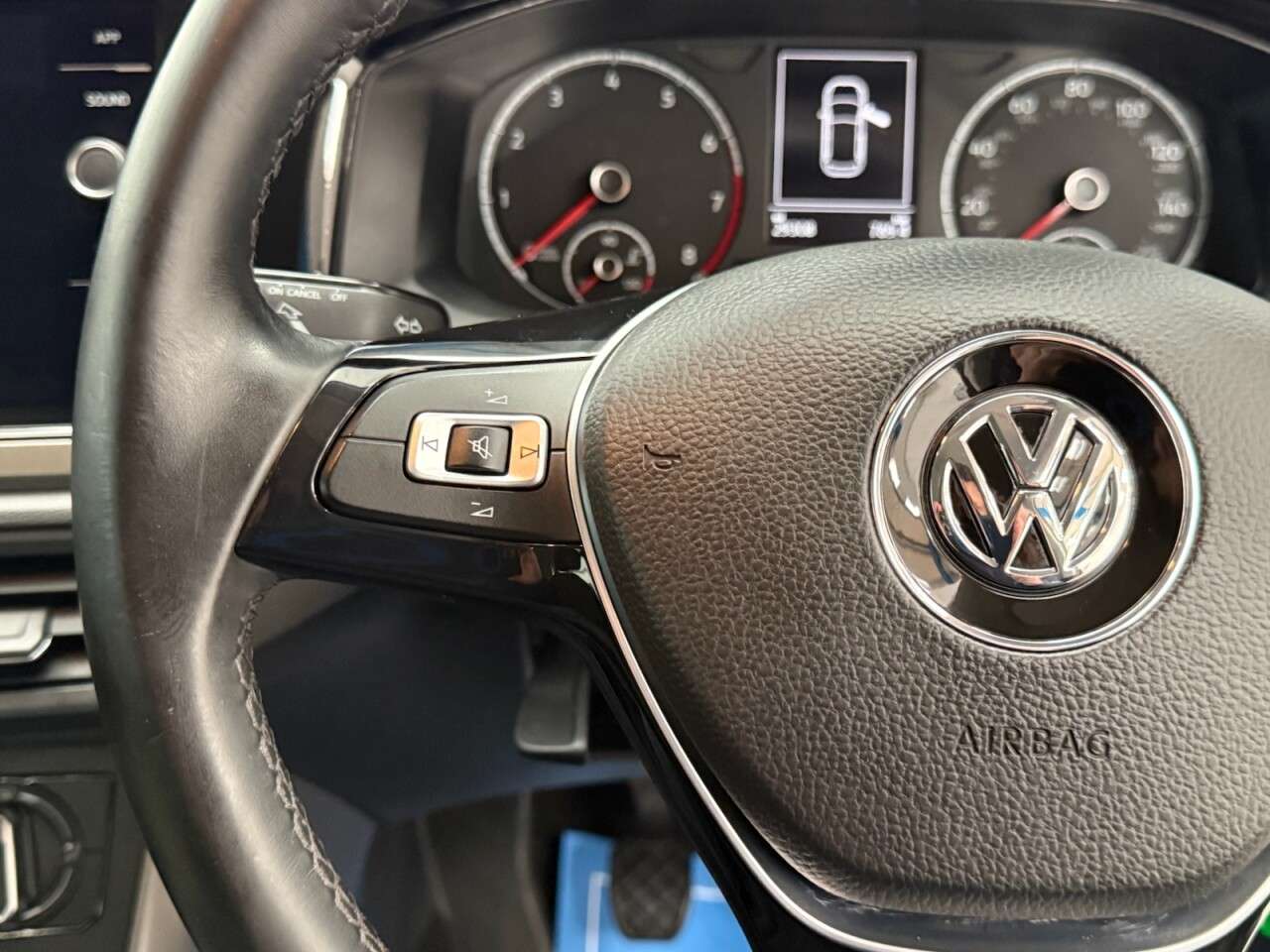 2018 VOLKSWAGEN POLO 2018 VOLKSWAGEN POLO