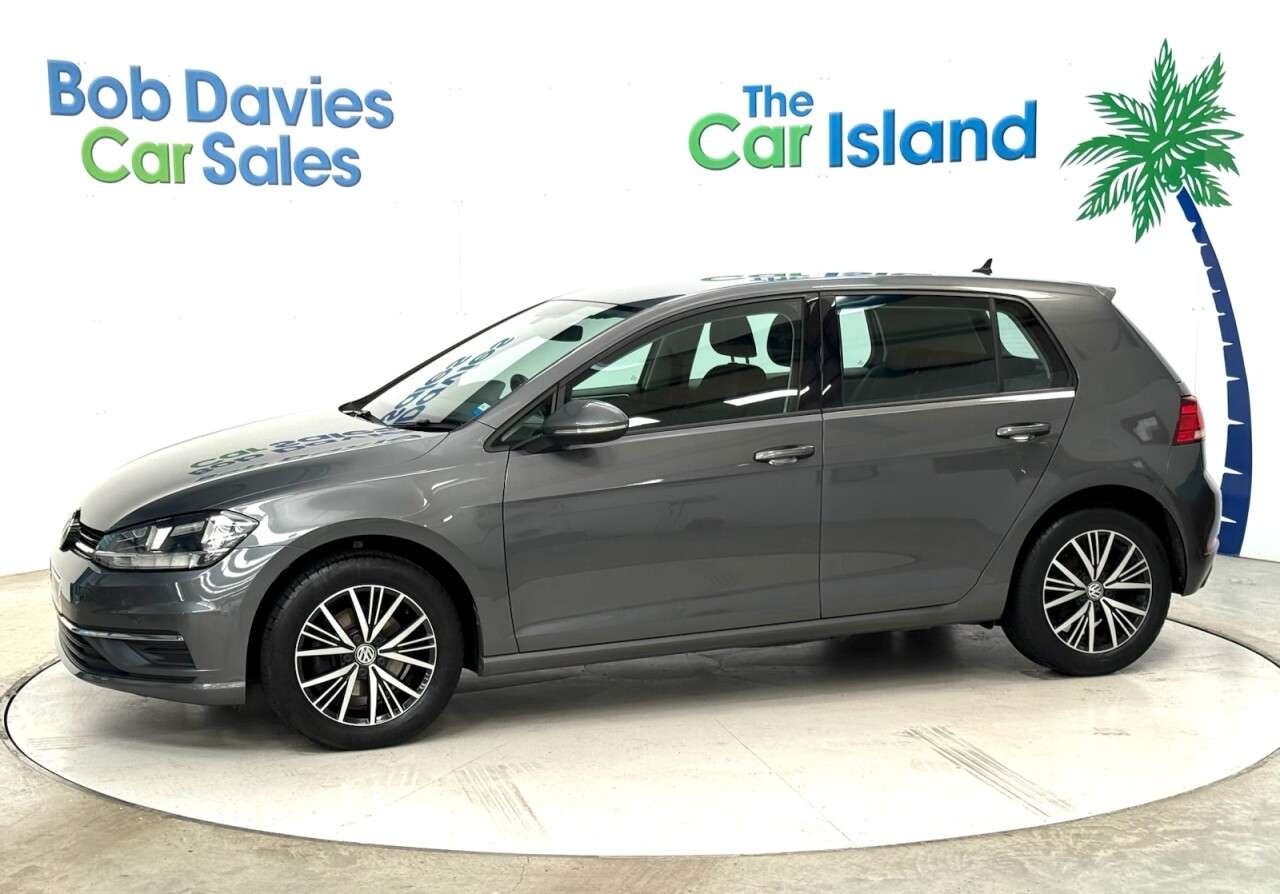 2017 VOLKSWAGEN GOLF 2017 VOLKSWAGEN GOLF