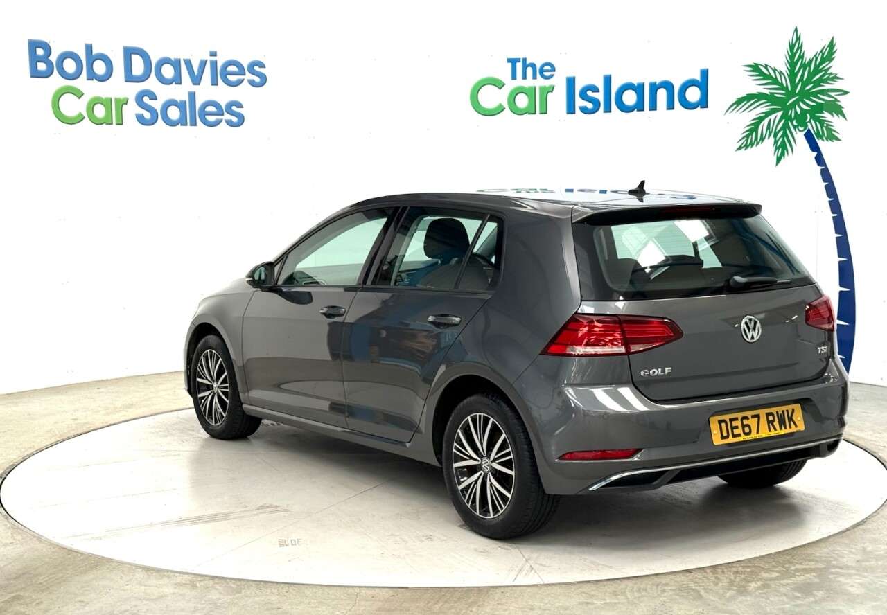 2017 VOLKSWAGEN GOLF 2017 VOLKSWAGEN GOLF