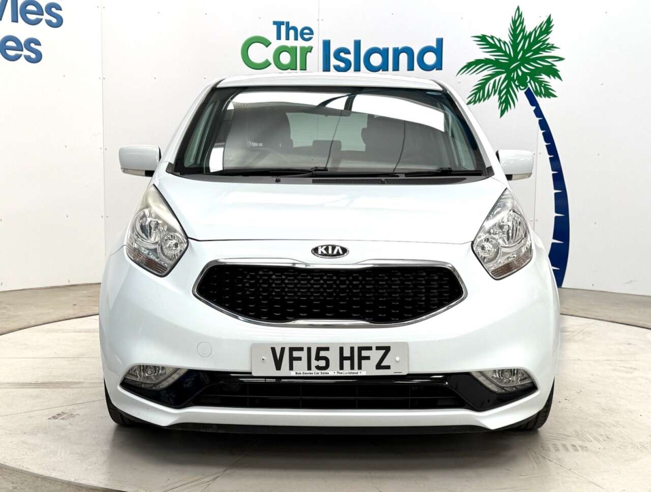 A 2015 KIA VENGA 1.6 3 MPV 5dr Petrol Auto Euro 6 (123 bhp) Parking Camera & Heated Seats A 2015 KIA VENGA 1.6 3 MPV 5dr Petrol Auto Euro 6 (123 bhp) Parking Camera & Heated Seats