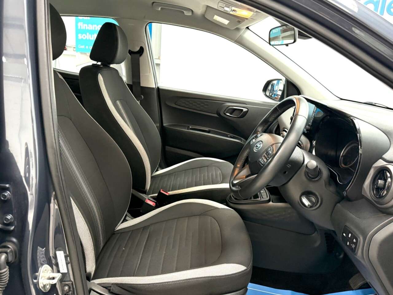 2022 HYUNDAI I10 2022 HYUNDAI I10