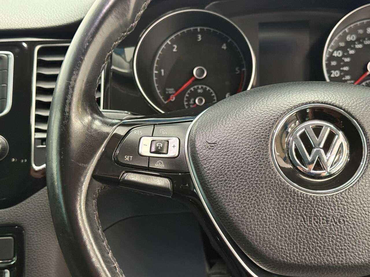2018 VOLKSWAGEN GOLF SV 2018 VOLKSWAGEN GOLF SV