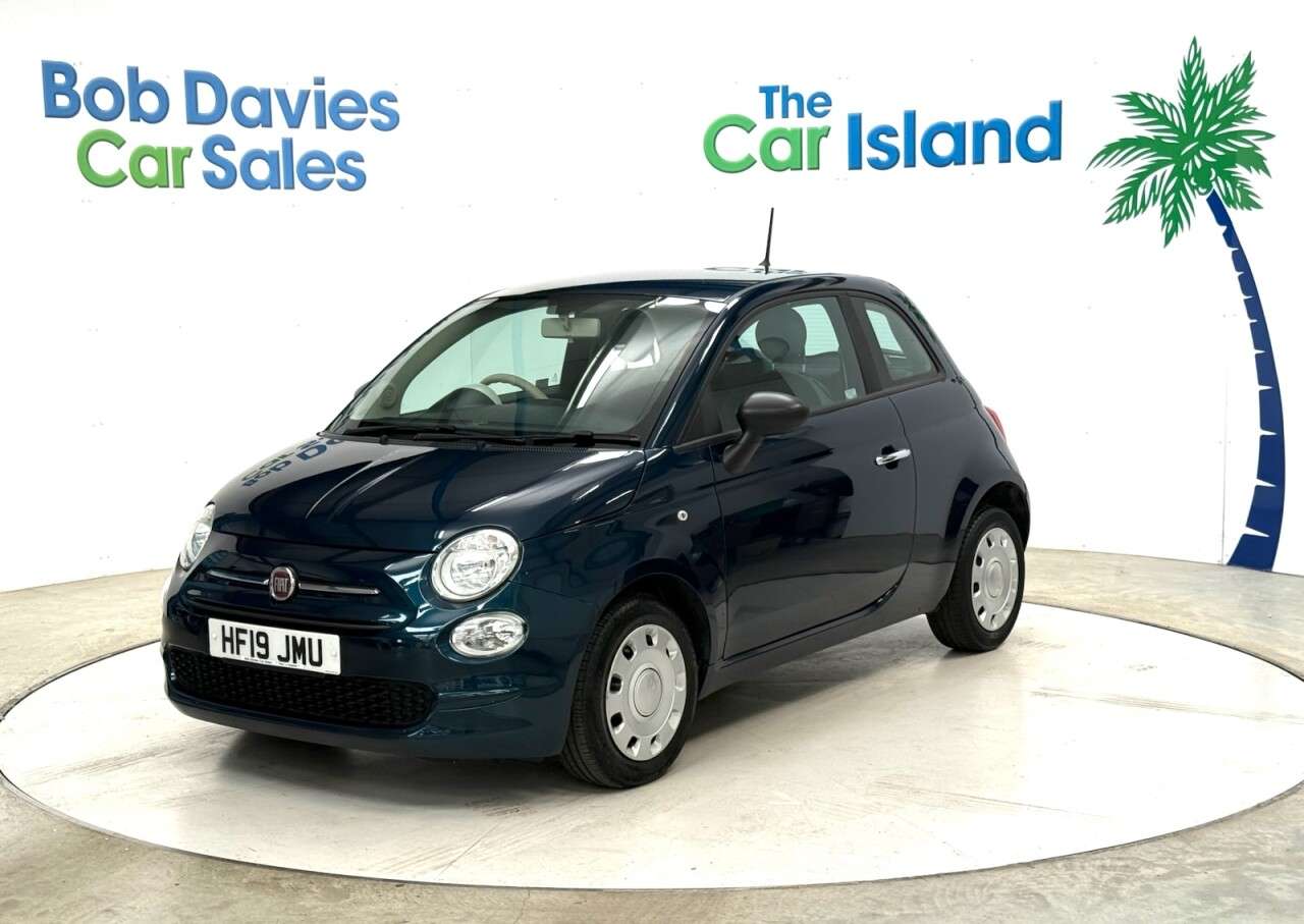 A 2019 FIAT 500 1.2 Pop Hatchback 3dr Petrol Manual Euro 6 (s/s) (69 bhp) Epic Blue Metalli A 2019 FIAT 500 1.2 Pop Hatchback 3dr Petrol Manual Euro 6 (s/s) (69 bhp) Epic Blue Metalli