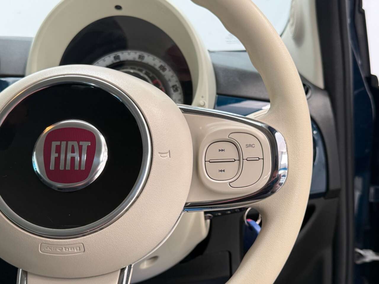 2019 FIAT 500 2019 FIAT 500