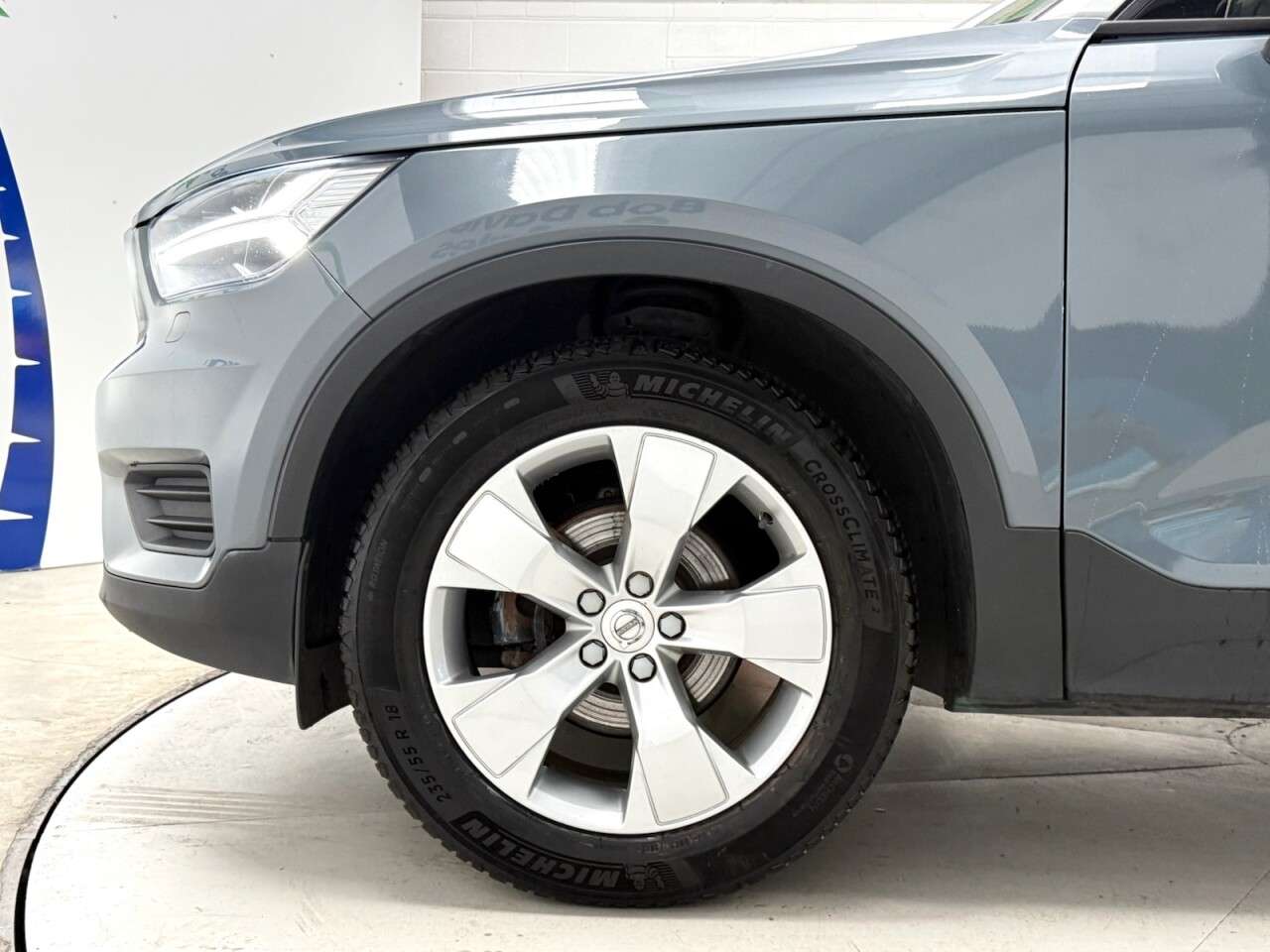 2019 VOLVO XC40 2019 VOLVO XC40