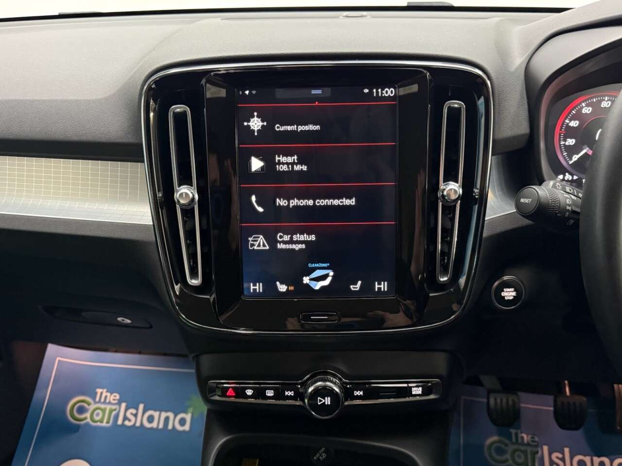 2019 VOLVO XC40 2019 VOLVO XC40