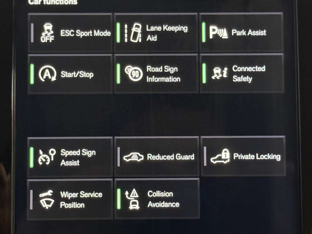 2019 VOLVO XC40 2019 VOLVO XC40