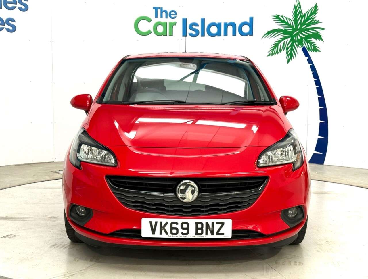 A 2019 VAUXHALL CORSA 1.4i ecoTEC Griffin Hatchback 5dr Petrol Manual Euro 6 (75 ps) SATNAV, CARP A 2019 VAUXHALL CORSA 1.4i ecoTEC Griffin Hatchback 5dr Petrol Manual Euro 6 (75 ps) SATNAV, CARP