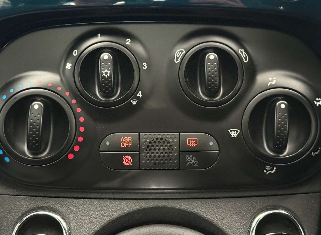 2021 FIAT 500 2021 FIAT 500