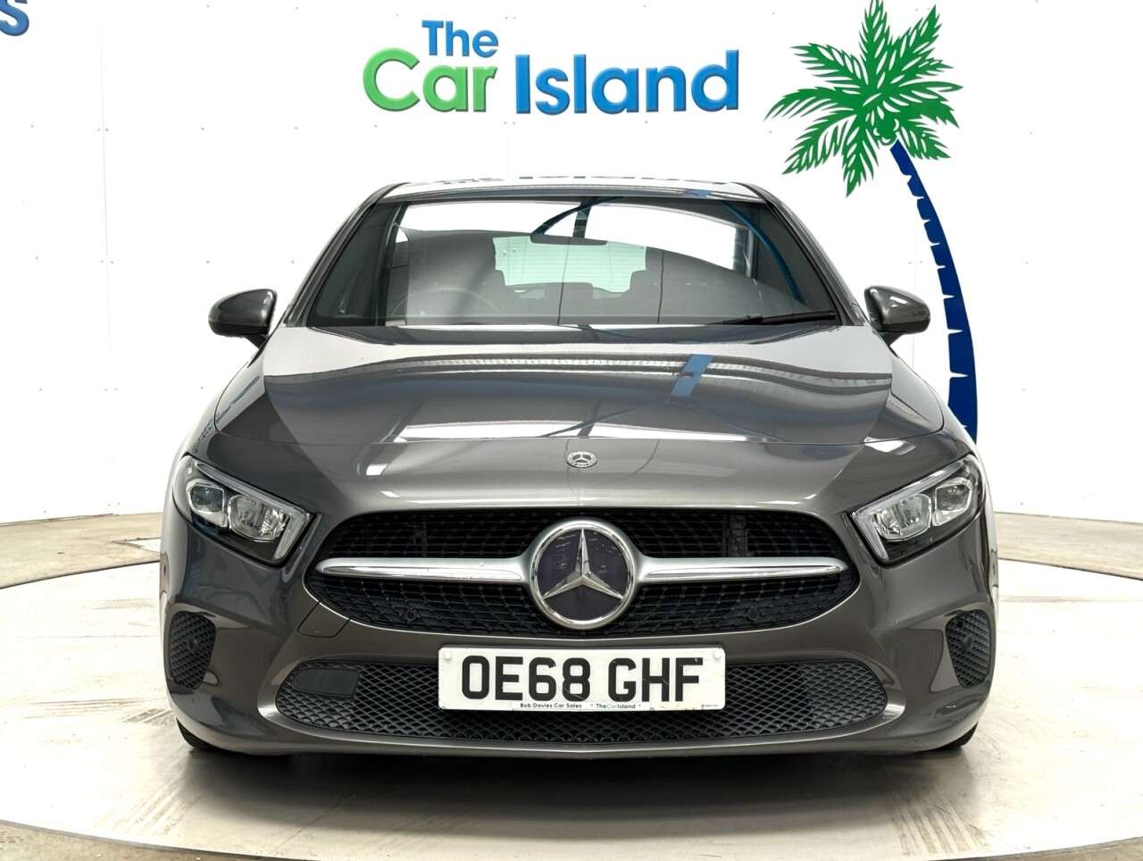 A 2018 MERCEDES-BENZ A-CLASS 1.5 A180d Sport (Executive) Hatchback 5dr Diesel 7G-DCT Euro 6 (s/s) (116 p A 2018 MERCEDES-BENZ A-CLASS 1.5 A180d Sport (Executive) Hatchback 5dr Diesel 7G-DCT Euro 6 (s/s) (116 p
