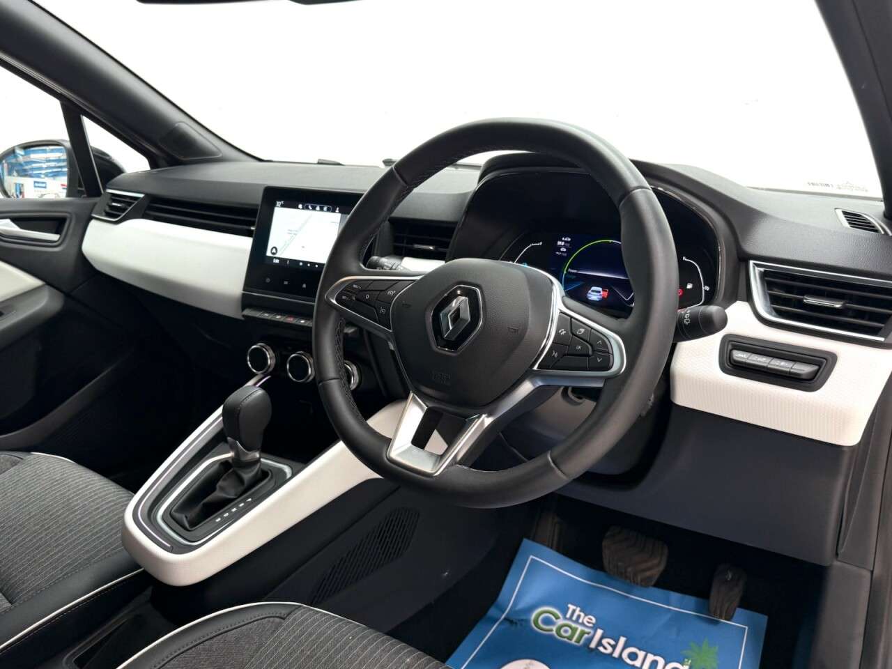 2023 RENAULT CLIO 2023 RENAULT CLIO