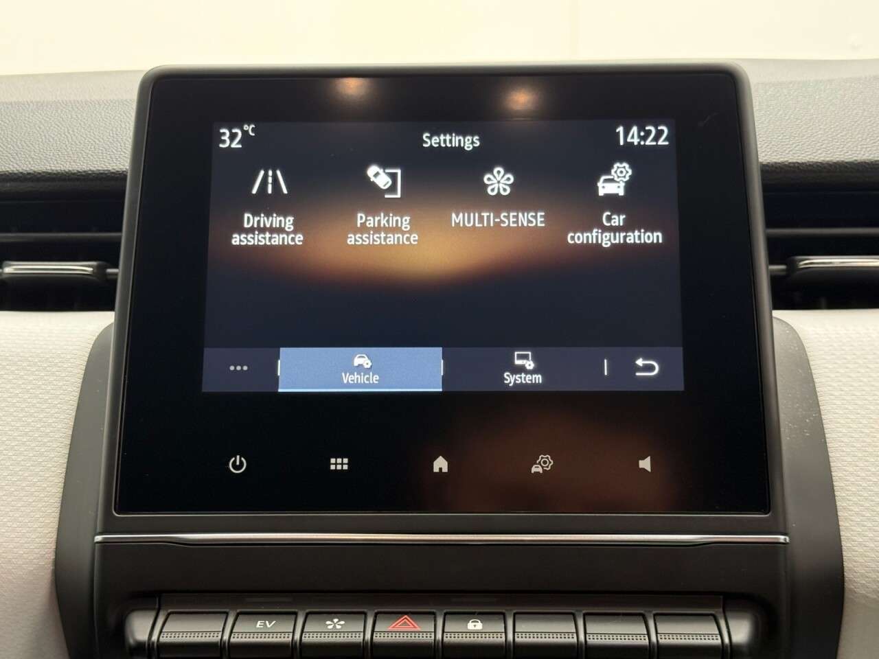 2023 RENAULT CLIO 2023 RENAULT CLIO