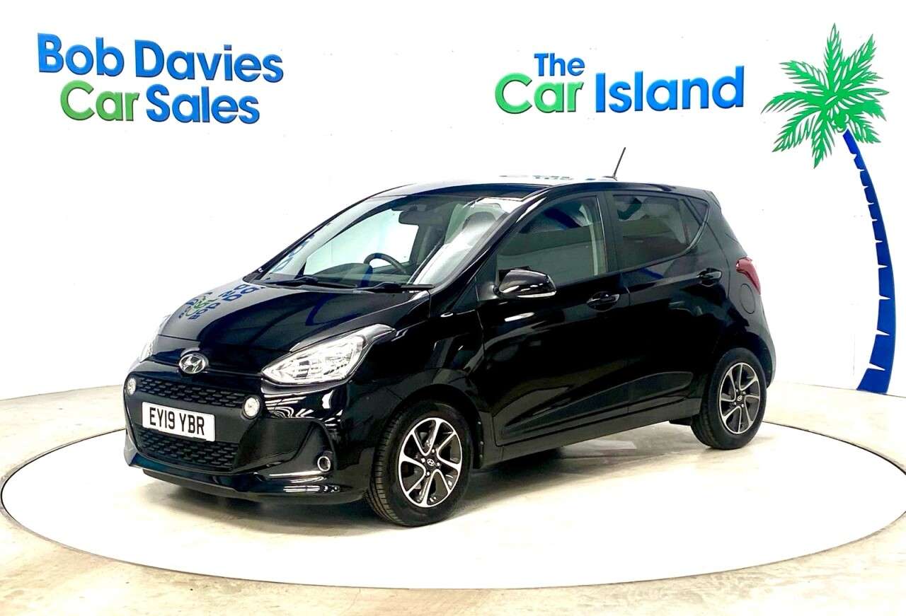 A 2019 HYUNDAI I10 1.0 Premium Hatchback 5dr Petrol Manual Euro 6 (67 ps) Greast Serv.History, A 2019 HYUNDAI I10 1.0 Premium Hatchback 5dr Petrol Manual Euro 6 (67 ps) Greast Serv.History,
