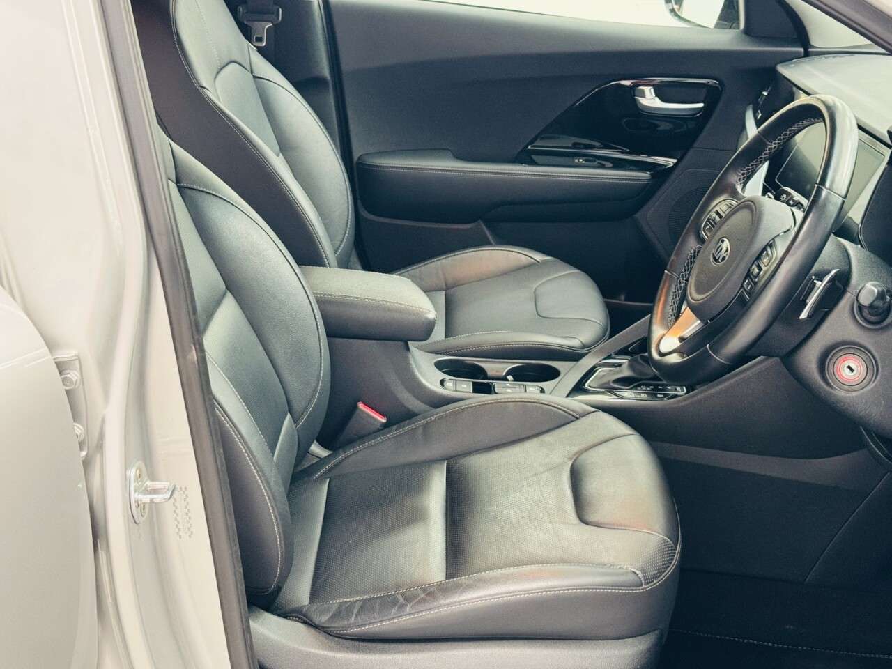 2020 KIA NIRO 2020 KIA NIRO