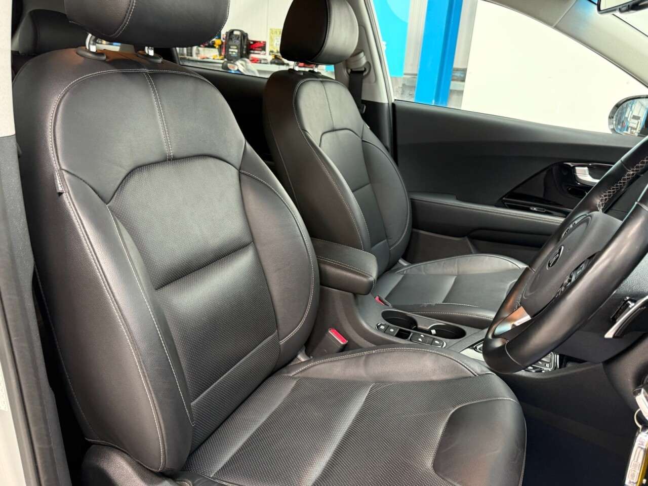 2020 KIA NIRO 2020 KIA NIRO
