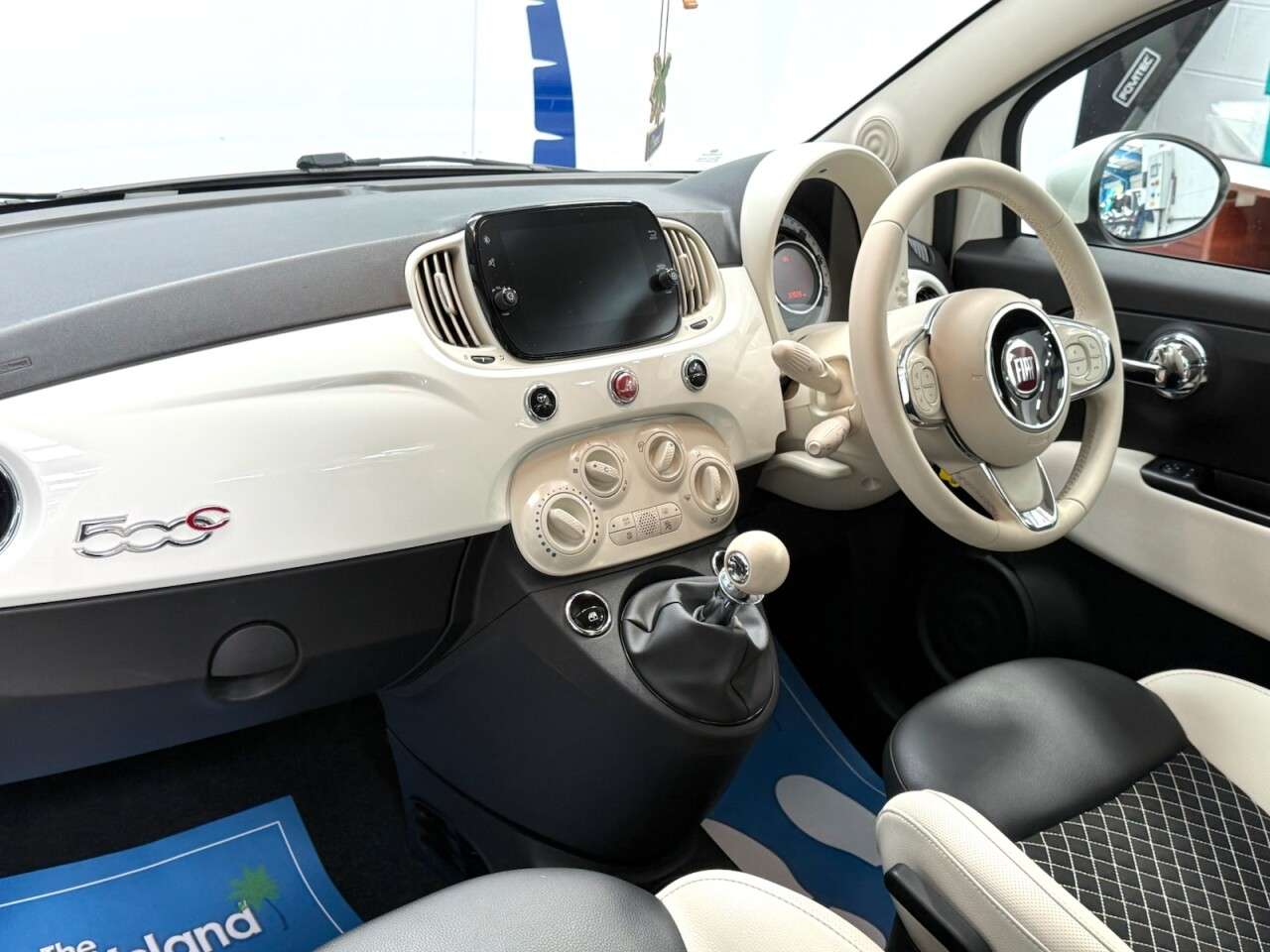 2021 FIAT 500C 2021 FIAT 500C