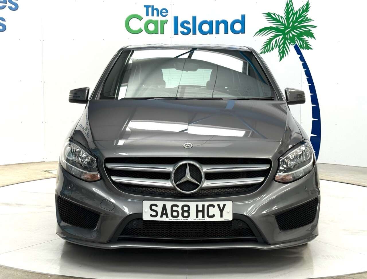 A 2018 MERCEDES-BENZ B-CLASS 1.6 B180 AMG Line (Executive) MPV 5dr Petrol 7G-DCT Euro 6 (s/s) (122 ps) S A 2018 MERCEDES-BENZ B-CLASS 1.6 B180 AMG Line (Executive) MPV 5dr Petrol 7G-DCT Euro 6 (s/s) (122 ps) S