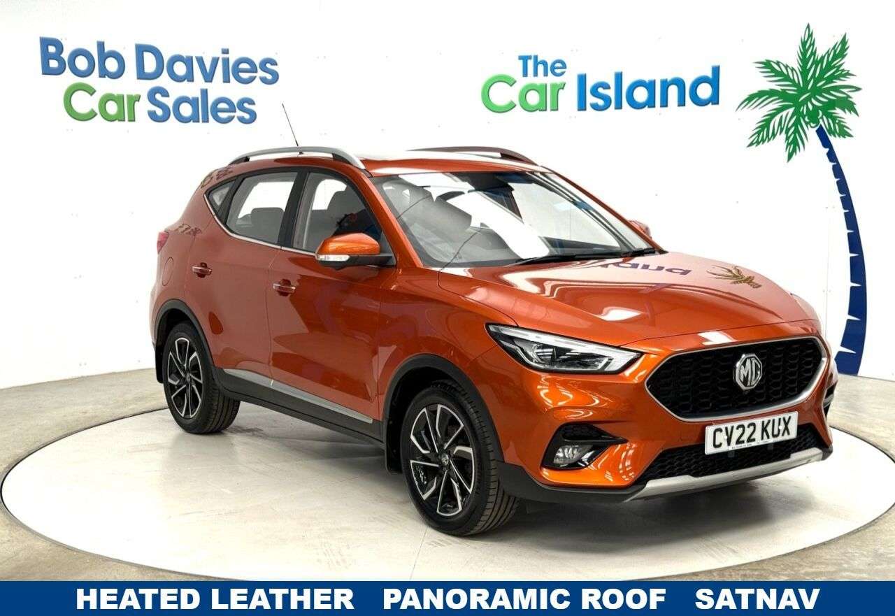 A 2022 MG MG ZS 1.0 T-GDI Exclusive SUV 5dr Petrol Manual Euro 6 (111 ps) SATNAV Apple CarP A 2022 MG MG ZS 1.0 T-GDI Exclusive SUV 5dr Petrol Manual Euro 6 (111 ps) SATNAV Apple CarP
