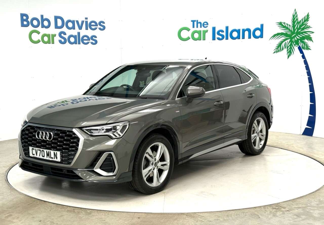 A 2020 AUDI Q3 1.5 TFSI CoD 35 S line Sportback 5dr Petrol S Tronic Euro 6 (s/s) (150 ps) A 2020 AUDI Q3 1.5 TFSI CoD 35 S line Sportback 5dr Petrol S Tronic Euro 6 (s/s) (150 ps)