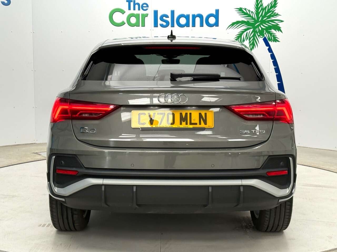 2020 AUDI Q3 2020 AUDI Q3