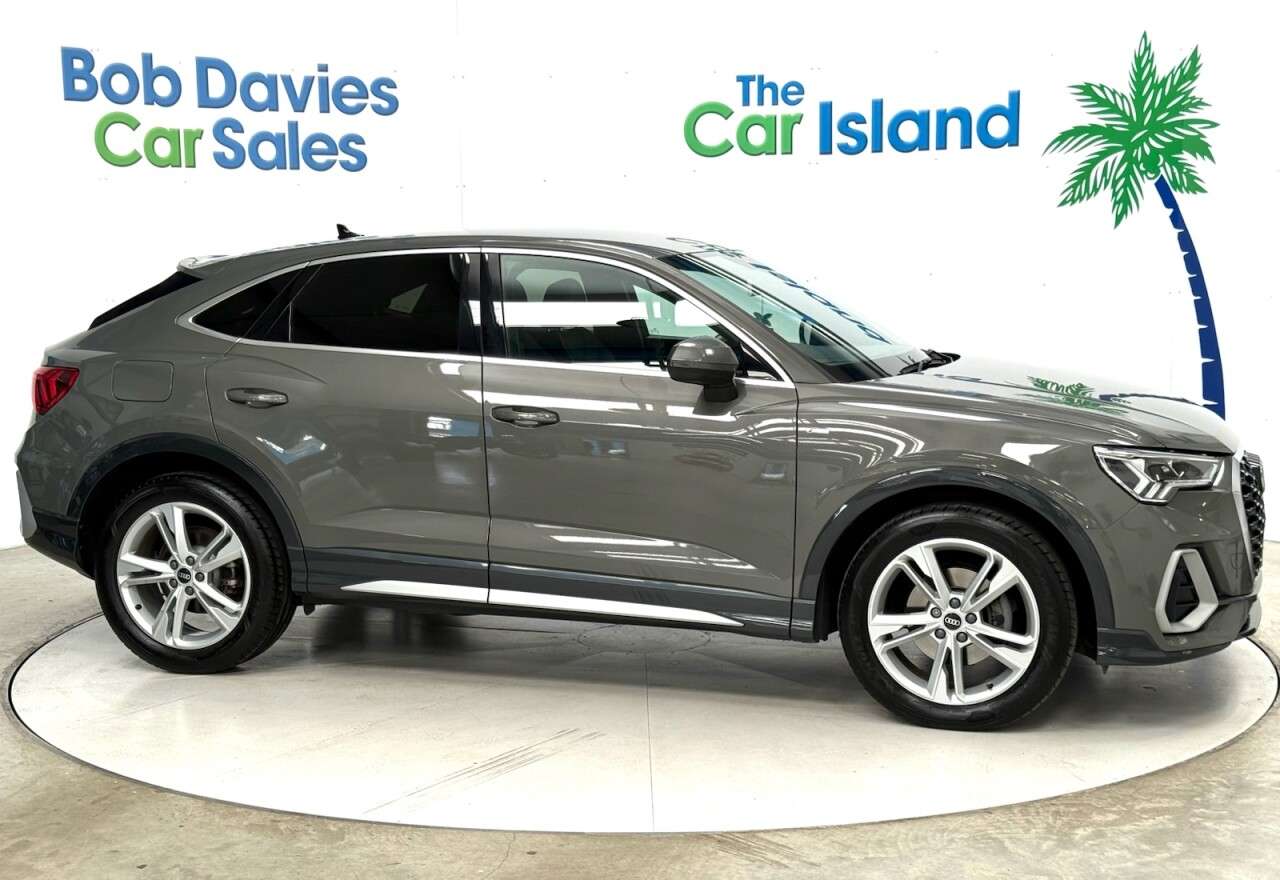 2020 AUDI Q3 2020 AUDI Q3