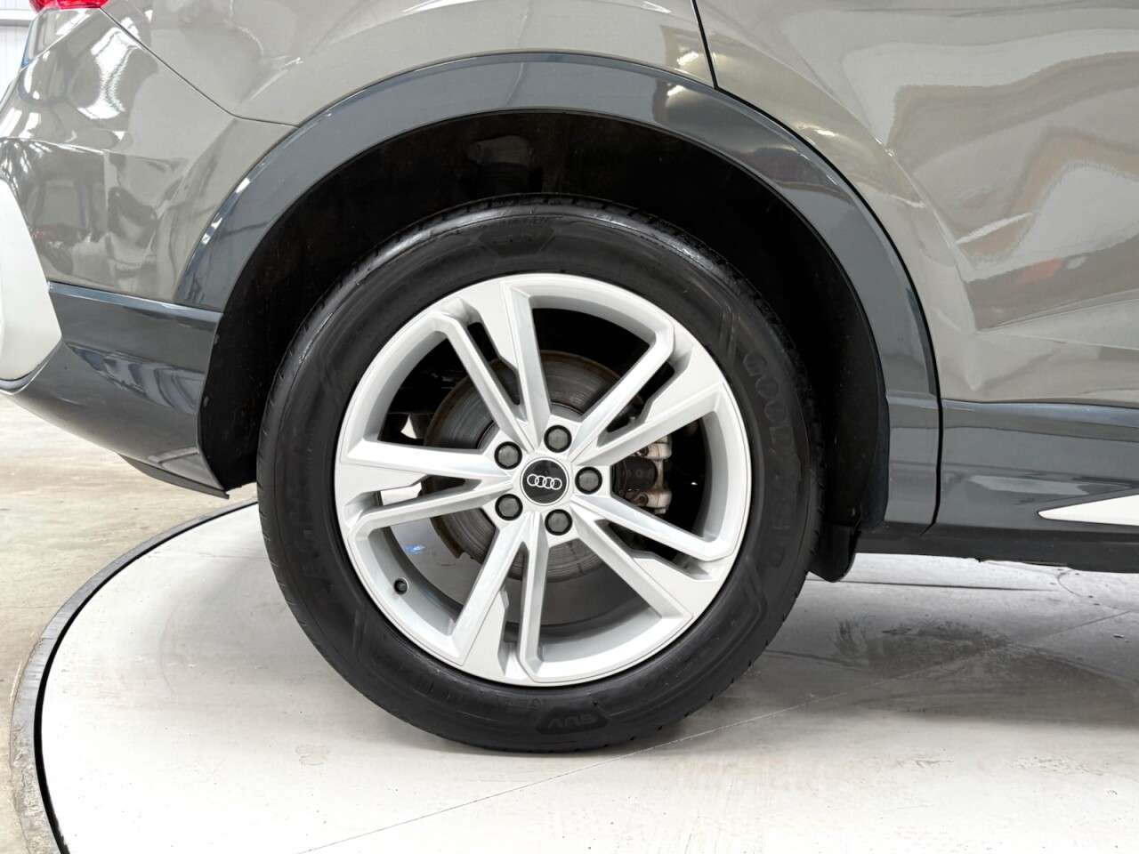 2020 AUDI Q3 2020 AUDI Q3