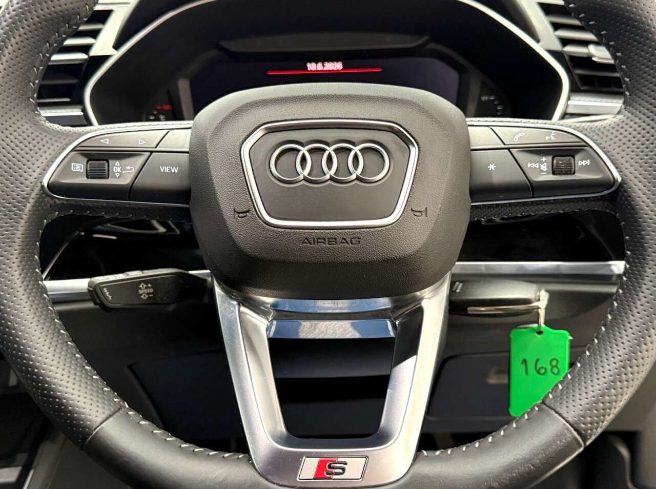 2020 AUDI Q3 2020 AUDI Q3