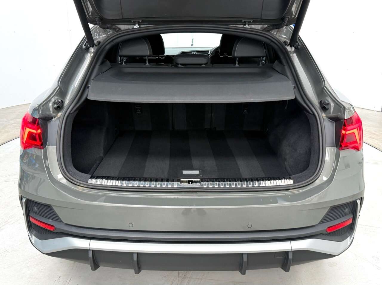2020 AUDI Q3 2020 AUDI Q3