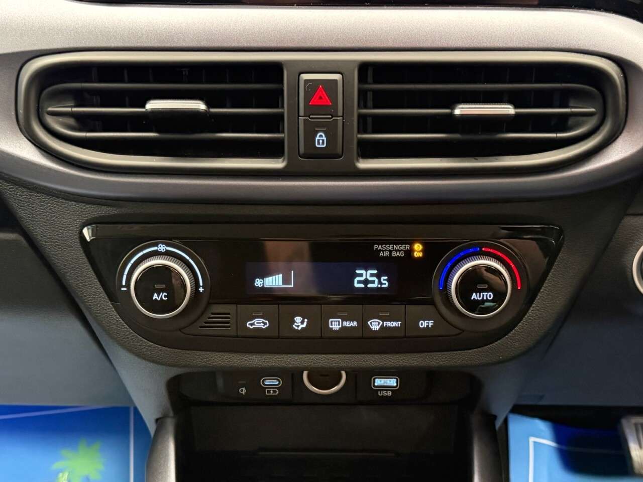 2023 HYUNDAI I10 2023 HYUNDAI I10