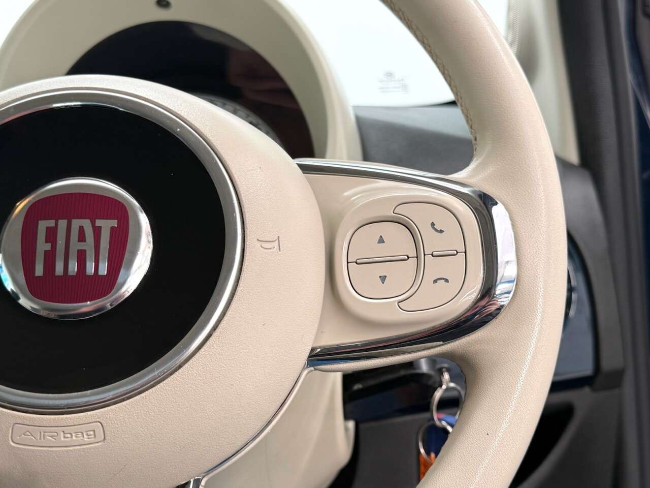 2019 FIAT 500C 2019 FIAT 500C
