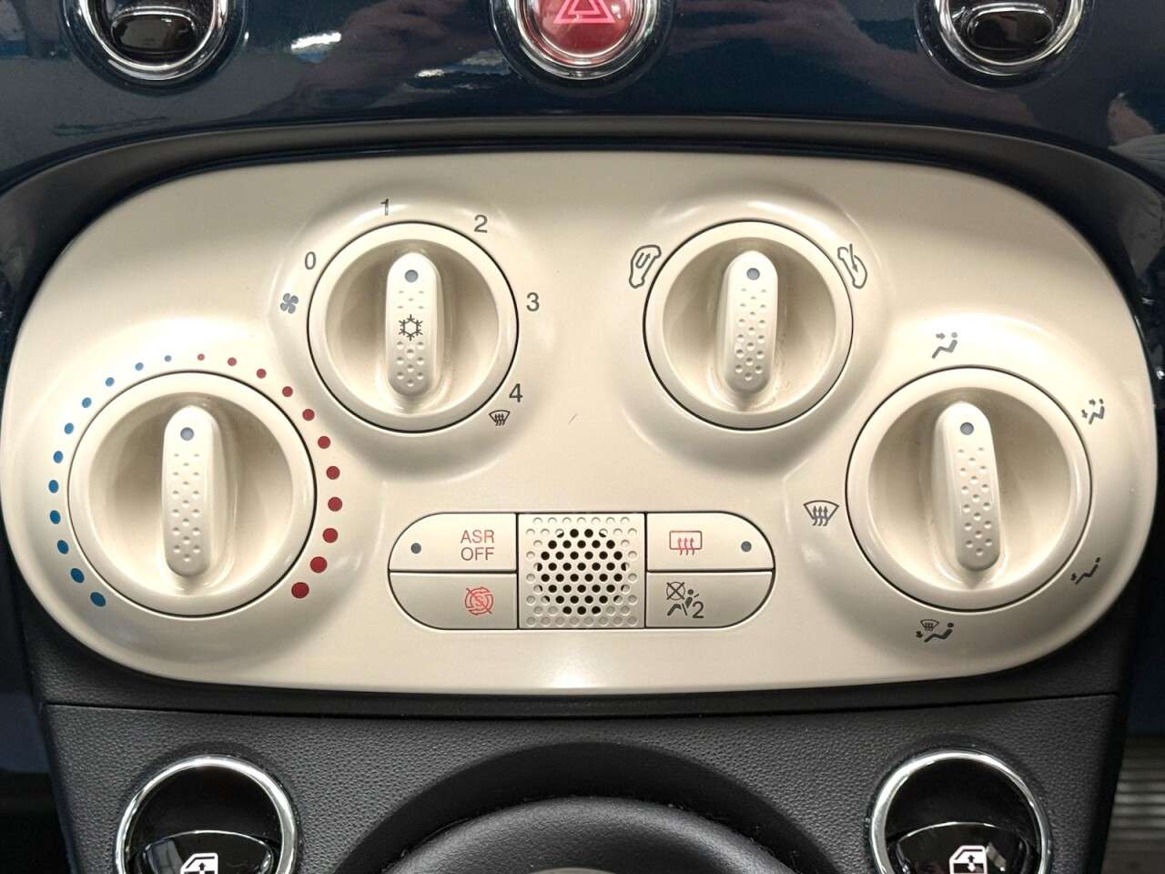 2019 FIAT 500C 2019 FIAT 500C