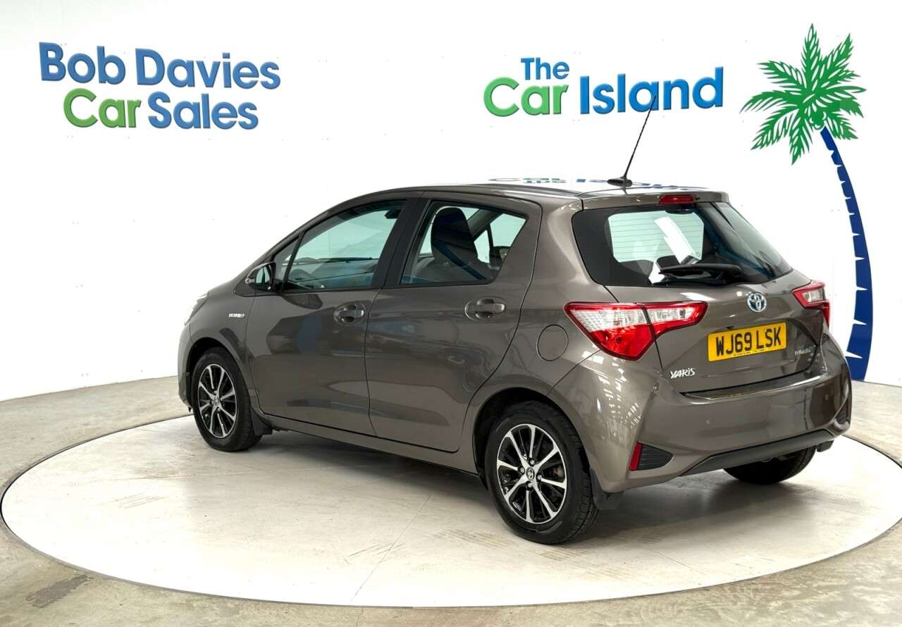 2019 TOYOTA YARIS 2019 TOYOTA YARIS