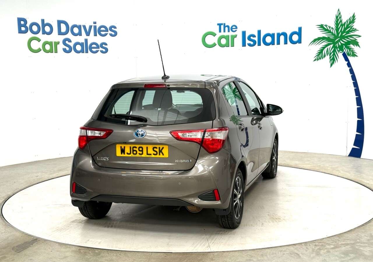 2019 TOYOTA YARIS 2019 TOYOTA YARIS