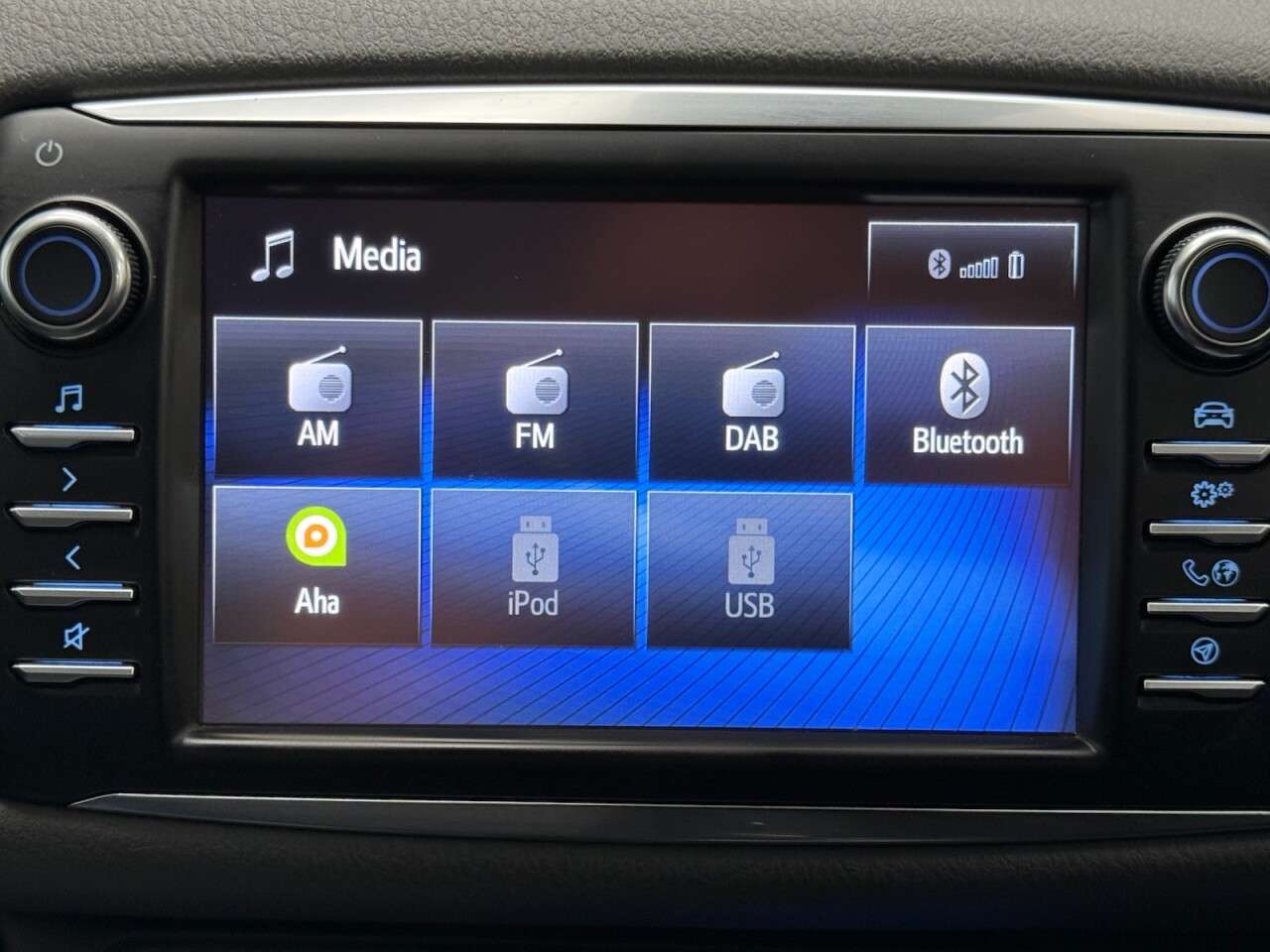 2019 TOYOTA YARIS 2019 TOYOTA YARIS