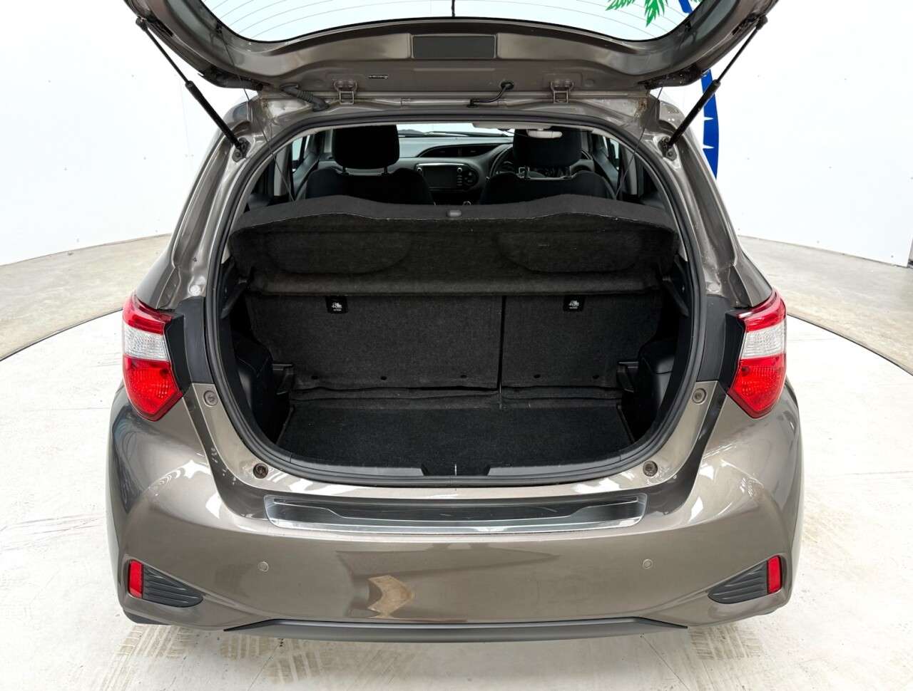 2019 TOYOTA YARIS 2019 TOYOTA YARIS