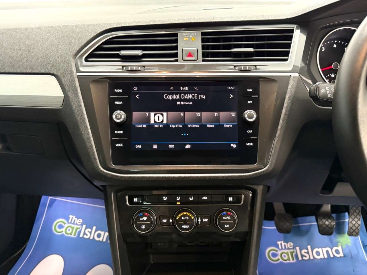 2018 VOLKSWAGEN TIGUAN 2018 VOLKSWAGEN TIGUAN