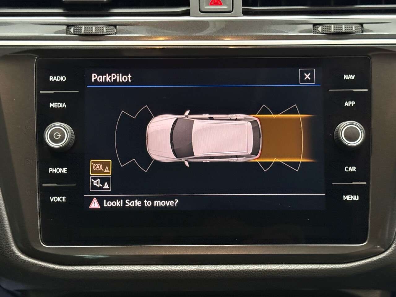 2018 VOLKSWAGEN TIGUAN 2018 VOLKSWAGEN TIGUAN
