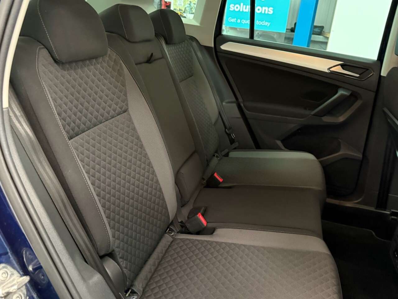 2018 VOLKSWAGEN TIGUAN 2018 VOLKSWAGEN TIGUAN