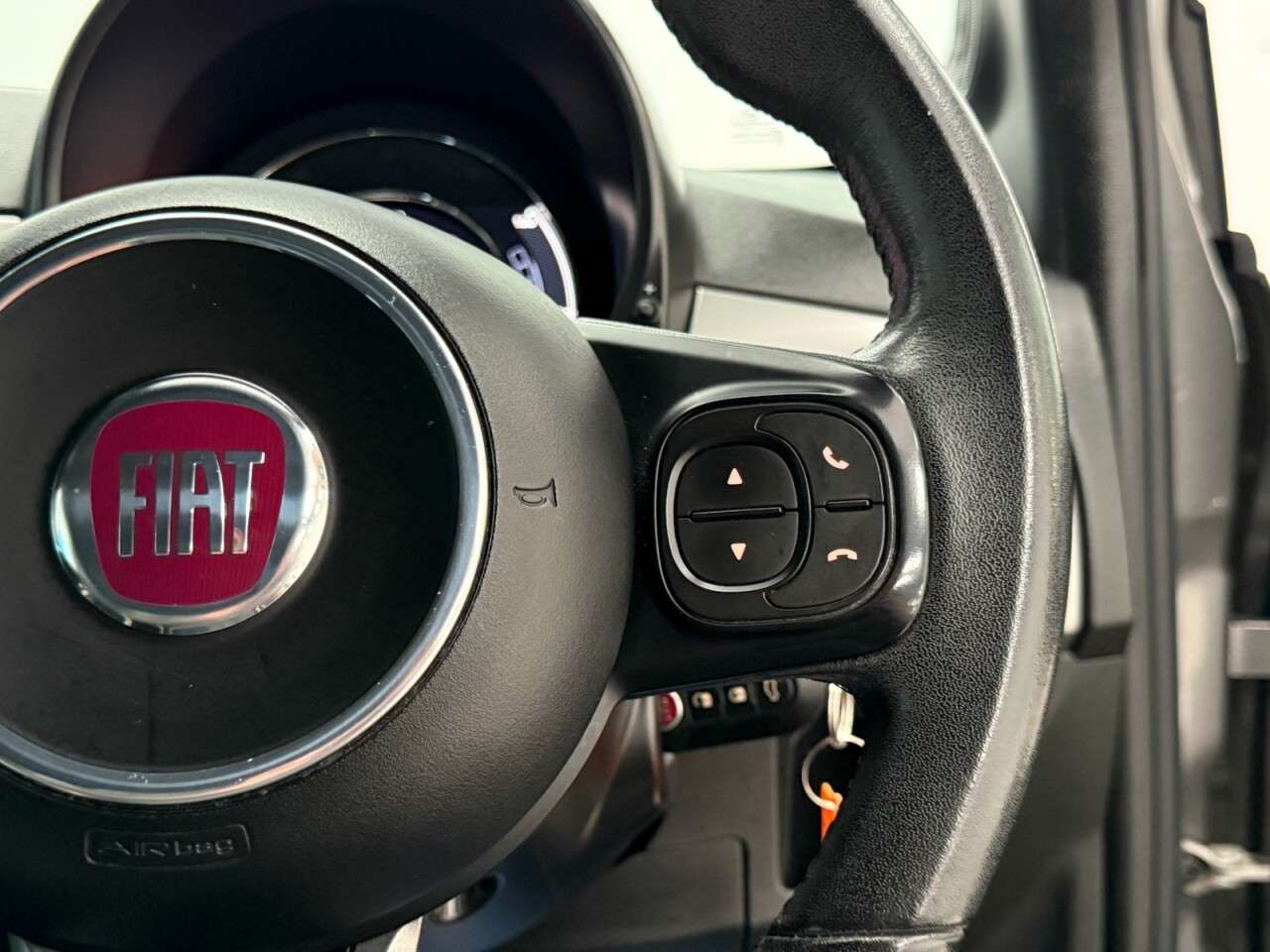 2017 FIAT 500 2017 FIAT 500