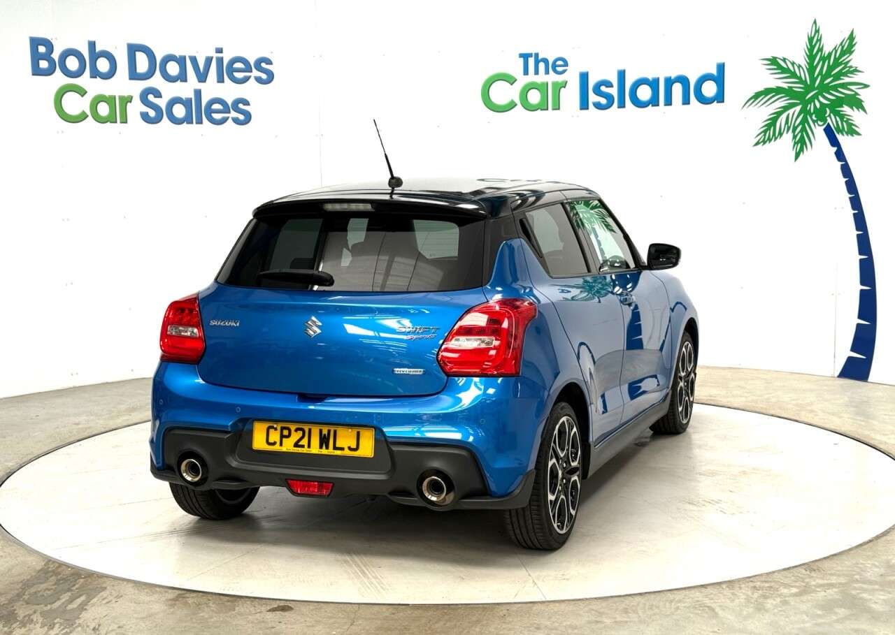 2021 SUZUKI SWIFT 2021 SUZUKI SWIFT