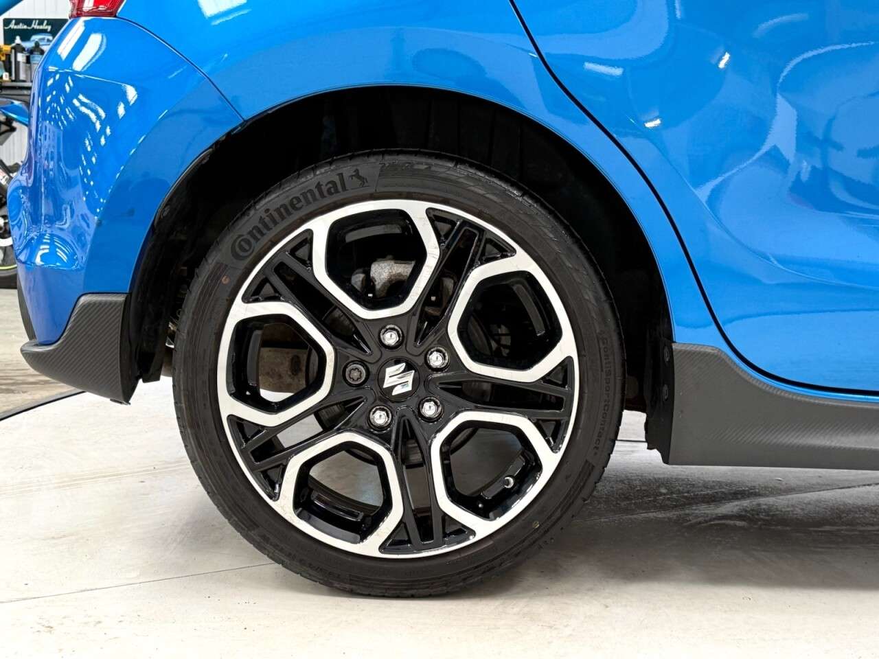2021 SUZUKI SWIFT 2021 SUZUKI SWIFT