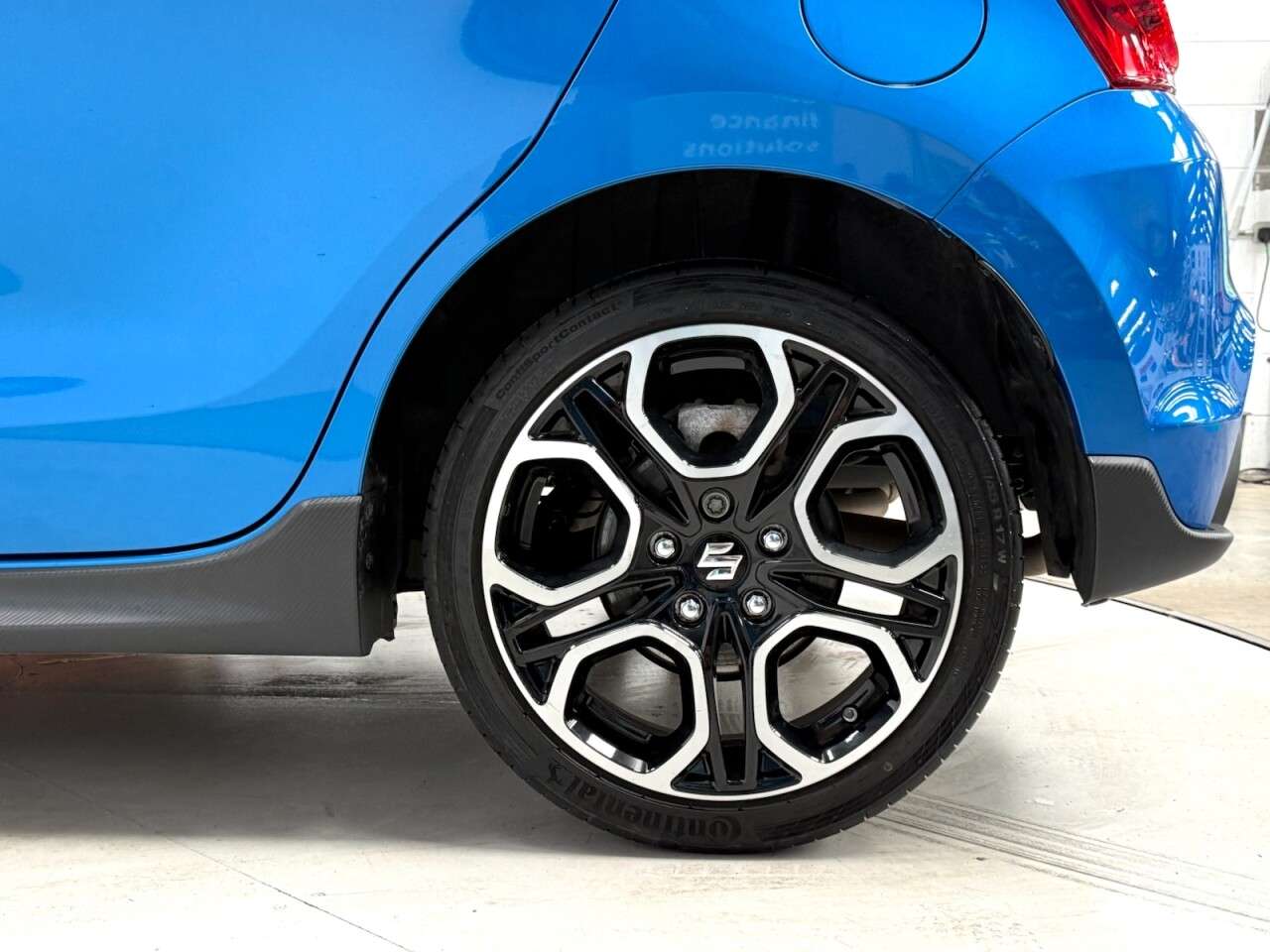 2021 SUZUKI SWIFT 2021 SUZUKI SWIFT