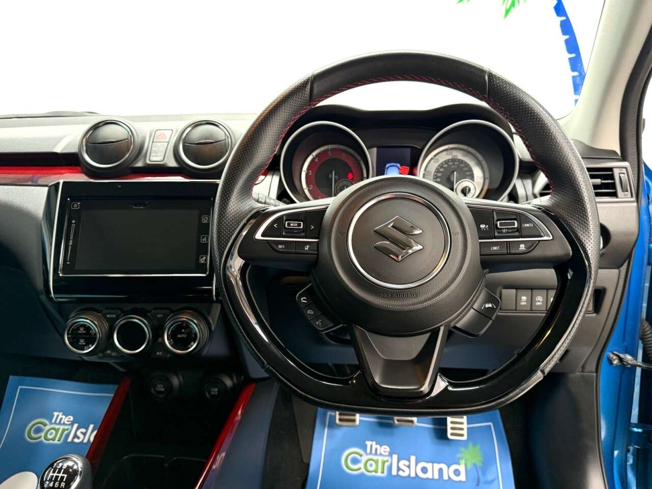 2021 SUZUKI SWIFT 2021 SUZUKI SWIFT