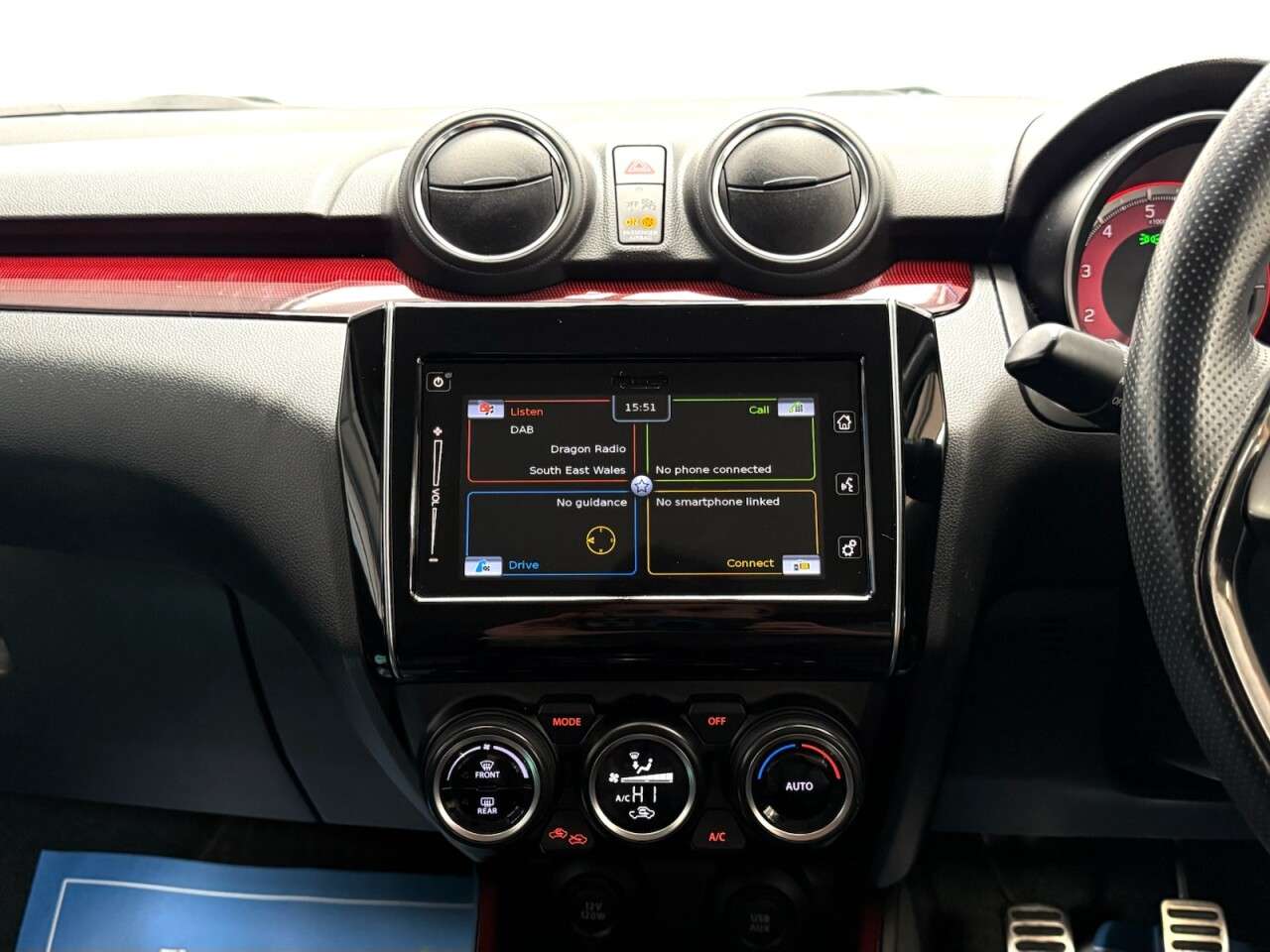 2021 SUZUKI SWIFT 2021 SUZUKI SWIFT
