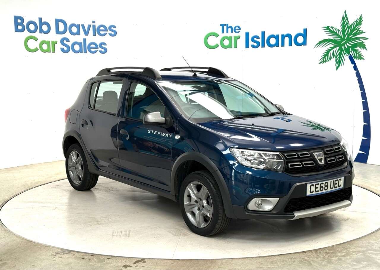 A 2018 DACIA SANDERO STEPWAY 0.9 TCe Essential Hatchback 5dr Petrol Manual Euro 6 (s/s) (90 ps) Bluetoot A 2018 DACIA SANDERO STEPWAY 0.9 TCe Essential Hatchback 5dr Petrol Manual Euro 6 (s/s) (90 ps) Bluetoot