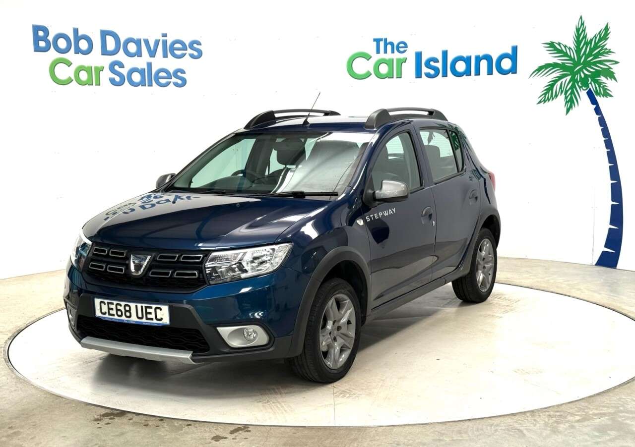 A 2018 DACIA SANDERO STEPWAY 0.9 TCe Essential Hatchback 5dr Petrol Manual Euro 6 (s/s) (90 ps) Bluetoot A 2018 DACIA SANDERO STEPWAY 0.9 TCe Essential Hatchback 5dr Petrol Manual Euro 6 (s/s) (90 ps) Bluetoot